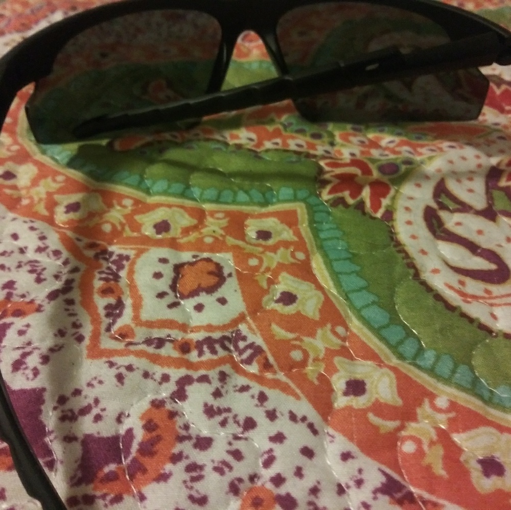 Man Sunglasses - image 2